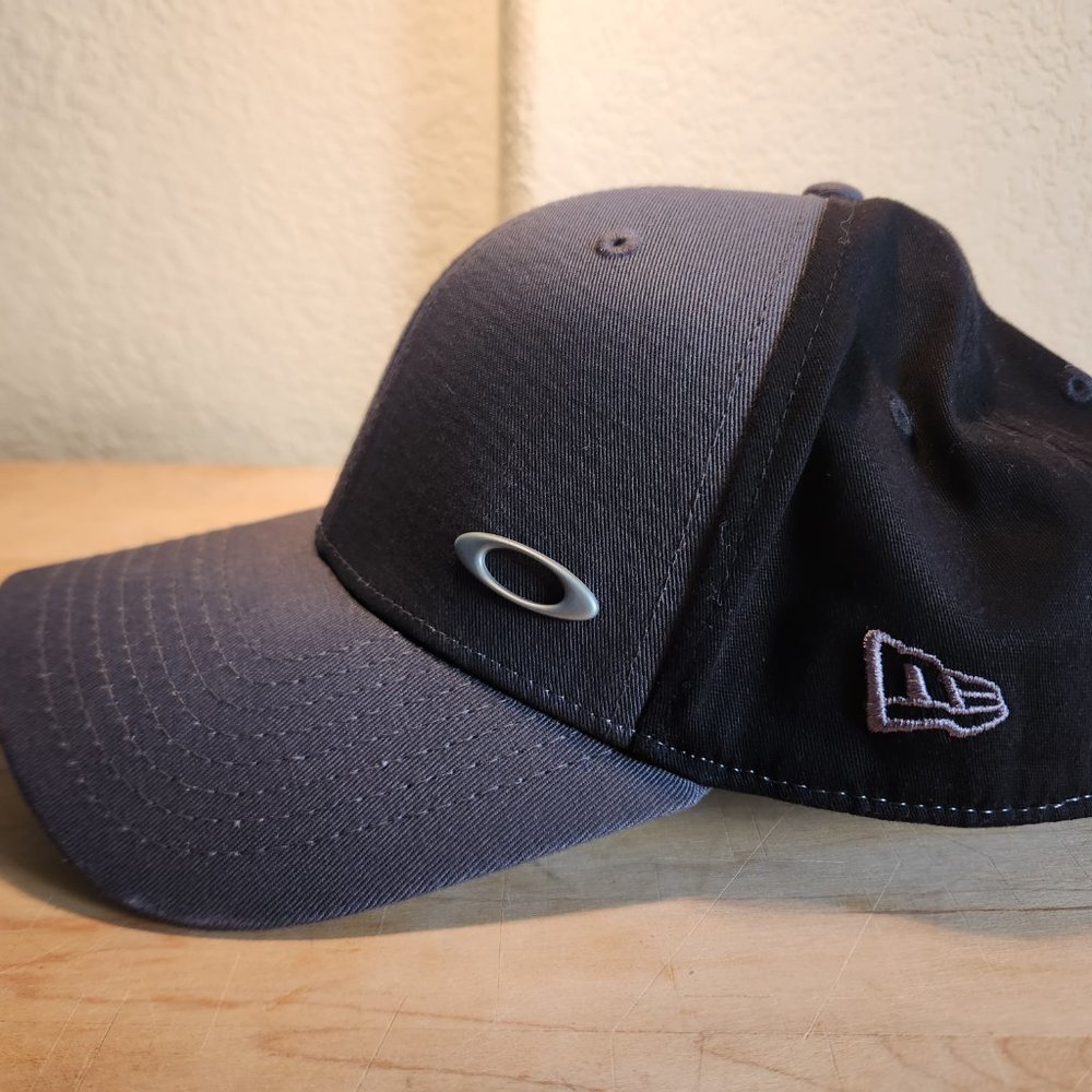 Oakley Cap - Picture 5 of 6